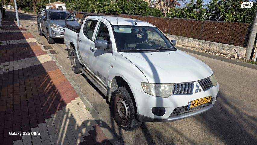 מודעת רכב מיצובישי טרייטון / L200