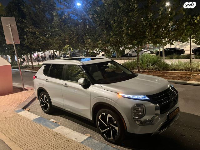 מודעת רכב מיצובישי אאוטלנדר