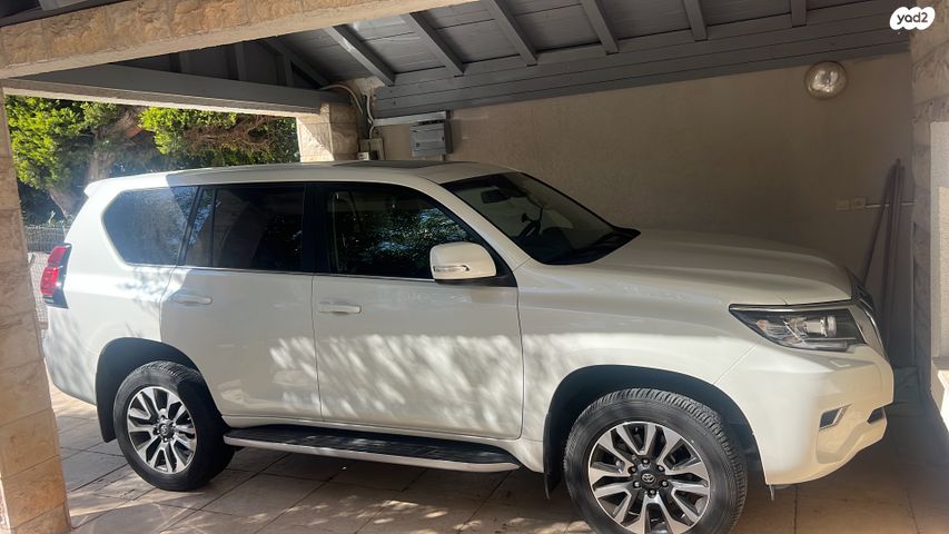 מודעת רכב טויוטה לנד קרוזר