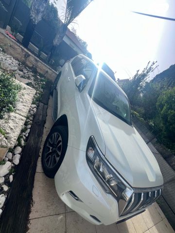 מודעת רכב טויוטה לנד קרוזר