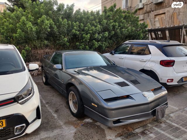 מודעת רכב פונטיאק