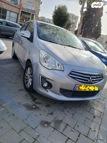 מודעת רכב מיצובישי אטראז'