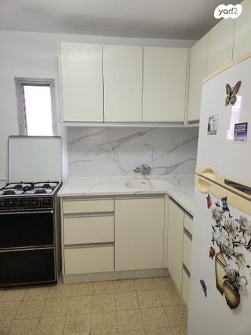 רחבת הרב קוק 18