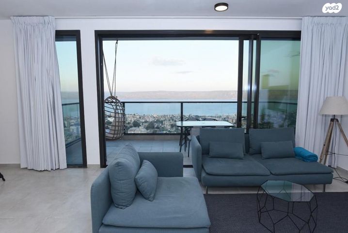 אסתר המלכה 11