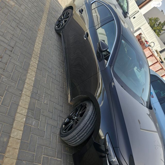 מודעת רכב מאזדה 3