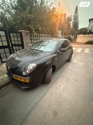 מודעת רכב אלפא רומיאו מיטו