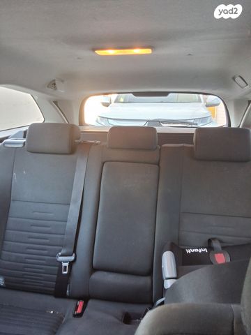 מודעת רכב טויוטה אוריס