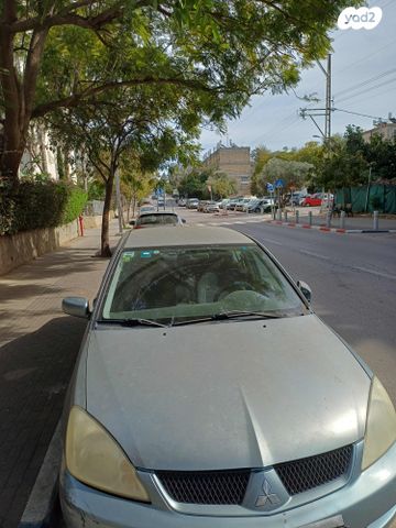 מודעת רכב מיצובישי לנסר