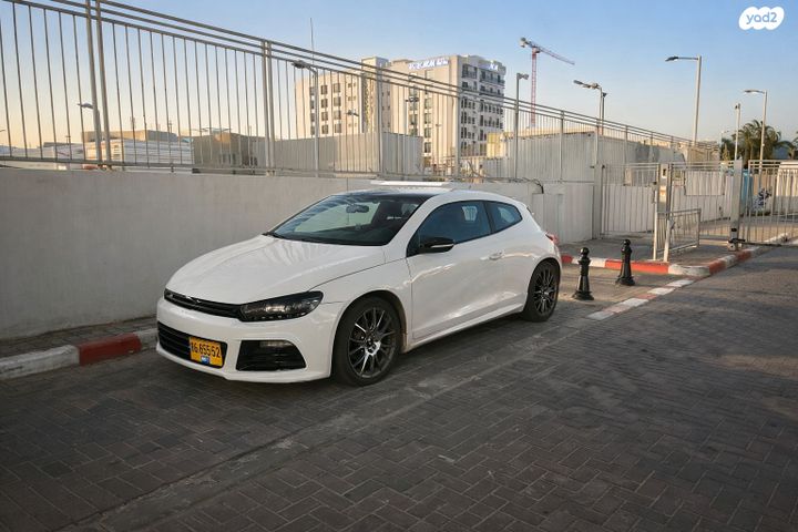 מודעת רכב פולקסווגן שירוקו