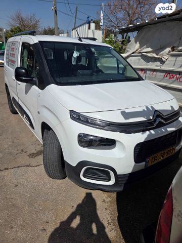 מודעת רכב סיטרואן ברלינגו