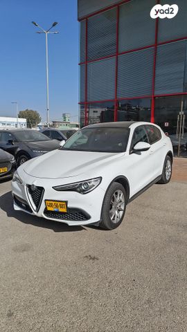 מודעת רכב אלפא רומיאו סטלביו