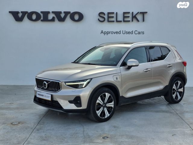 מודעת רכב וולוו XC40
