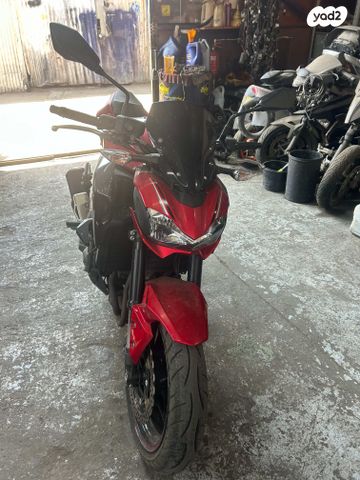 מודעת רכב קאוואסאקי Z900