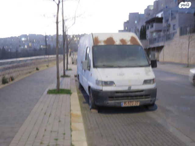 מודעת רכב פיאט