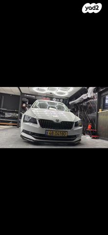 feedItemObj.data.row_1