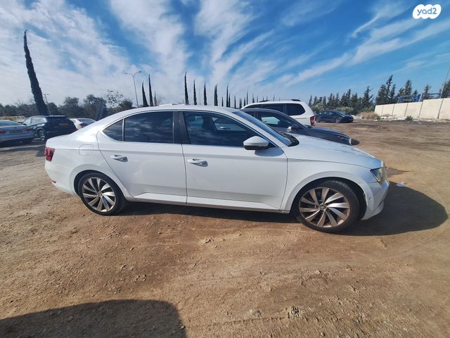 מודעת רכב סקודה סופרב