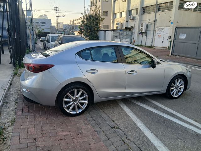 מודעת רכב מאזדה 3 1