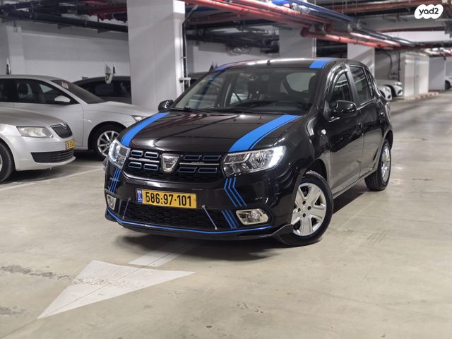 מודעת רכב דאצ'יה סנדרו Stepway