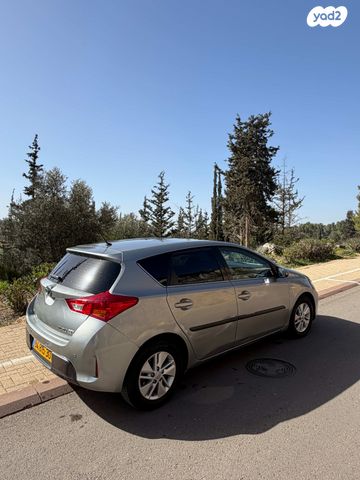 מודעת רכב טויוטה אוריס
