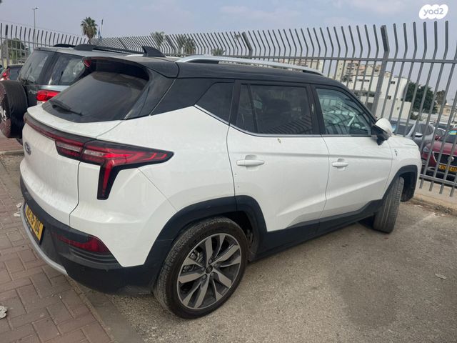 מודעת רכב ג׳יי.איי.סי E-JS4