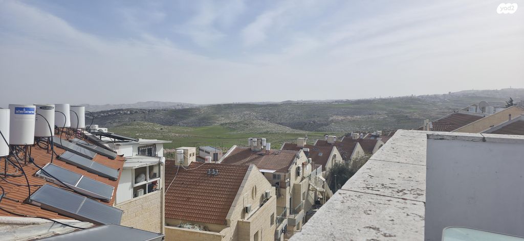 שדרות אדם 64