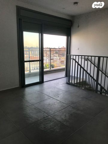 שדרות וושינגטון 18