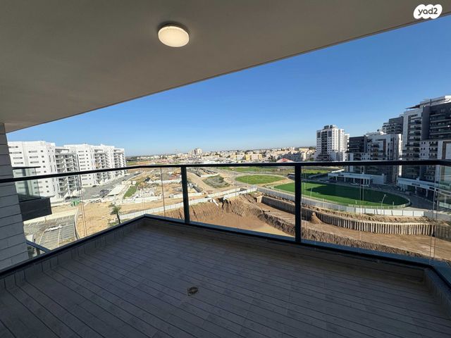 הרב מרדכי אליהו 21