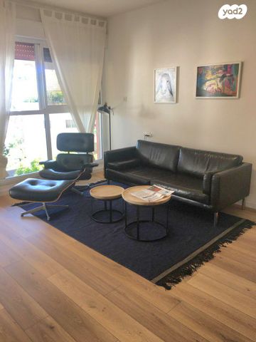 אלכסנדר סשה ארגוב 15