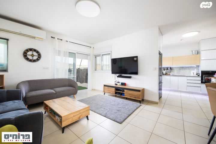 הרב אריה בינה 