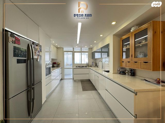 שמואל תמיר כצנלסון 