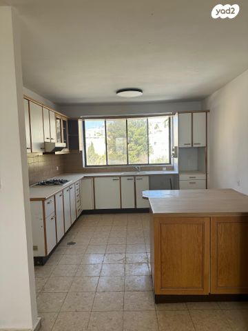 פרץ ברנשטיין 