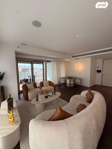 יוסף פעמוני 12