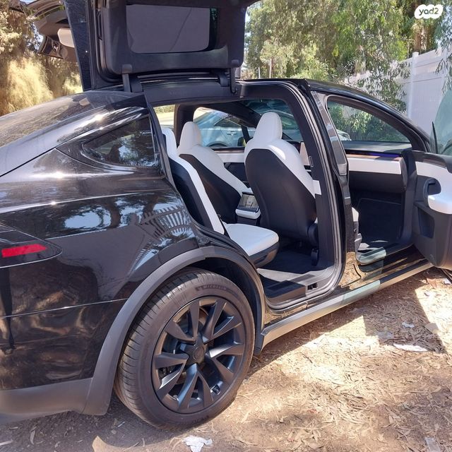 מודעת רכב טסלה מודל X