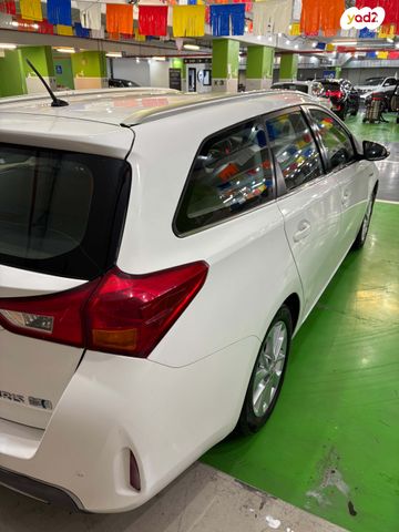 מודעת רכב טויוטה אוריס