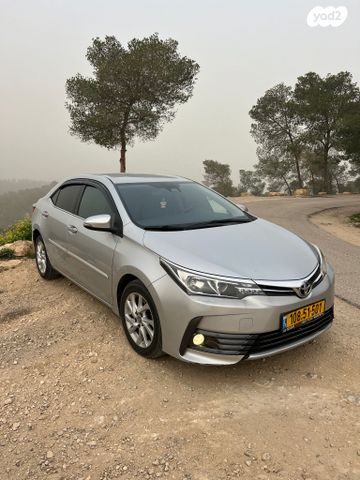 מודעת רכב טויוטה קורולה