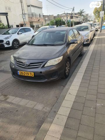 מודעת רכב טויוטה קורולה