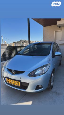 מודעת רכב מאזדה 2
