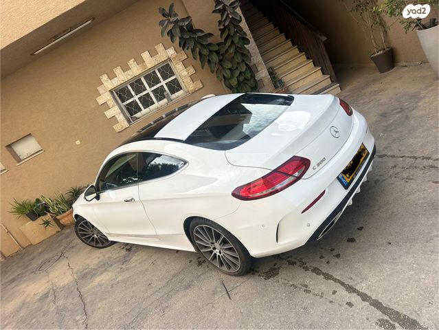 מודעת רכב מרצדס-בנץ C-class