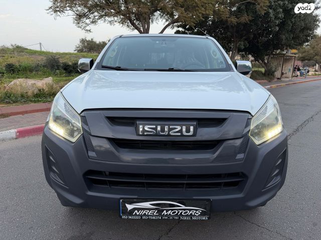 מודעת רכב איסוזו די-מקס