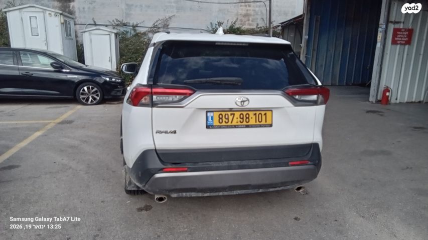 מודעת רכב טויוטה RAV4 2