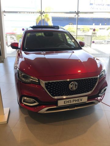 מודעת רכב אם ג'י EHS PHEV