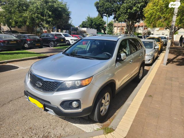 מודעת רכב קיה סורנטו