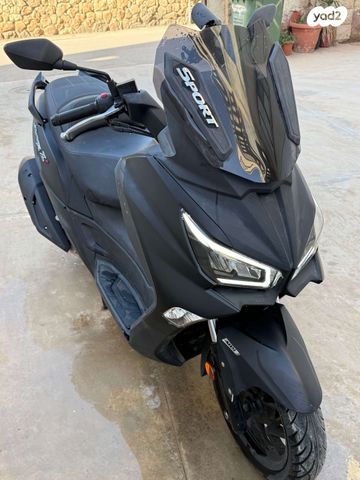 מודעת רכב סאן יאנג ג'וי-מקס Z-250