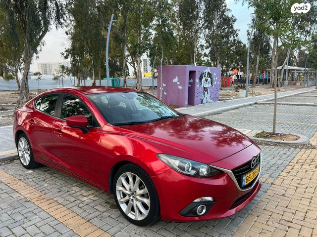 מודעת רכב מאזדה 3