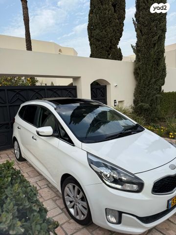 מודעת רכב קיה קארנס