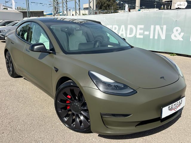 מודעת רכב טסלה מודל 3