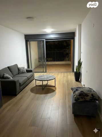 שמואל שרירא 19