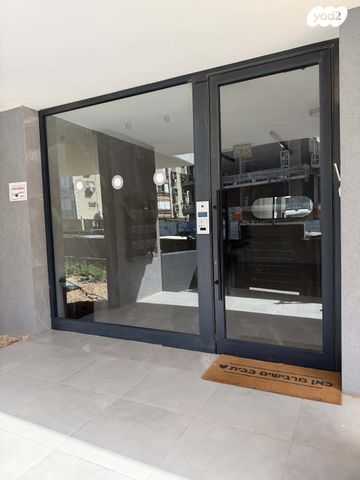 מקס נורדאו 25