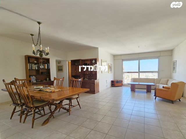 נווה אמירים