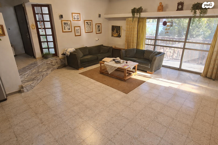 טשרניחובסקי 31